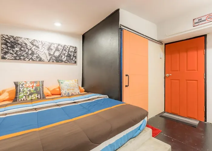 Shakira Hostel