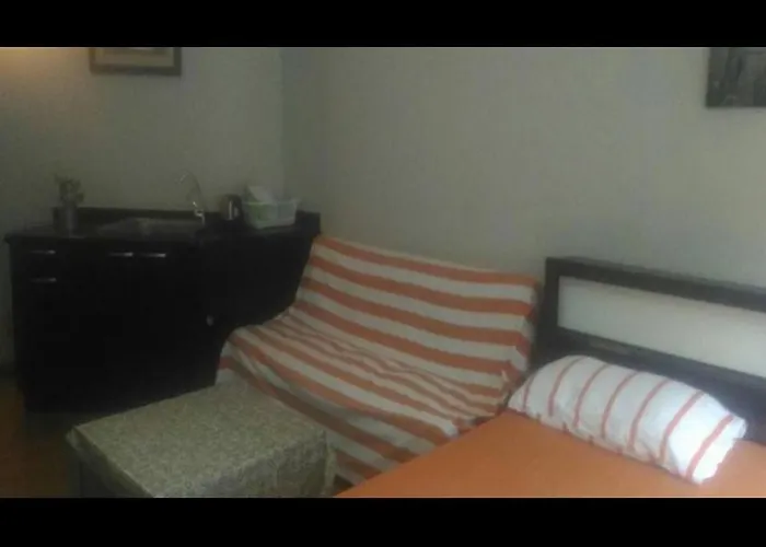 Thailand Taxiapartment Hostel, Air Conditioning And Free Wifi
