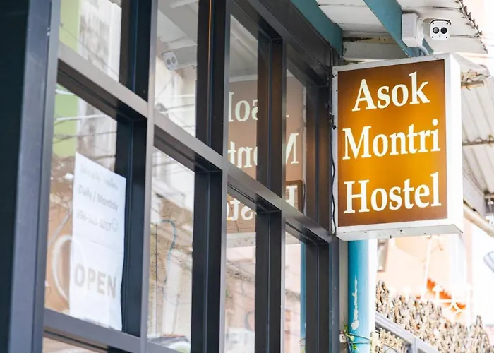 Asok Montri Hostel