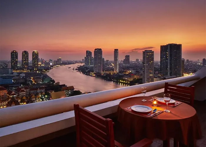 Centre Point Plus Hotel Silom