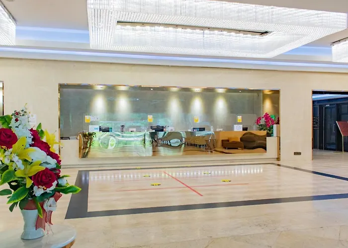Avana Hotel And Convention Centre Sha Extra Plus