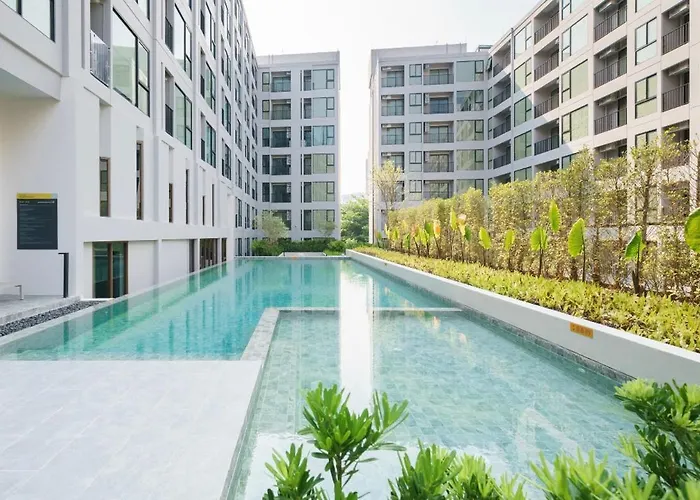 Sathon-Charoen Nakhon Condo