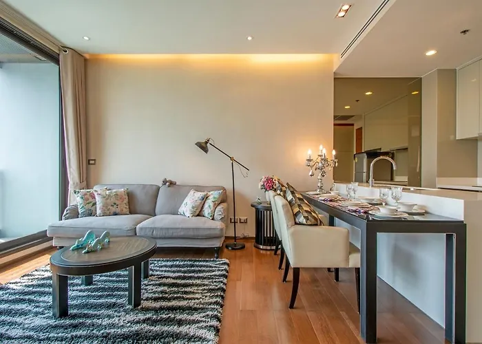 Luxury 1Br 300M Bts Phromphong, Empo, Emq, Emsphere, Rooftop Pool, Gym, Fast 500Mbps Wifi
