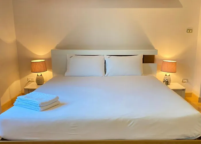 Pacific Residence 39