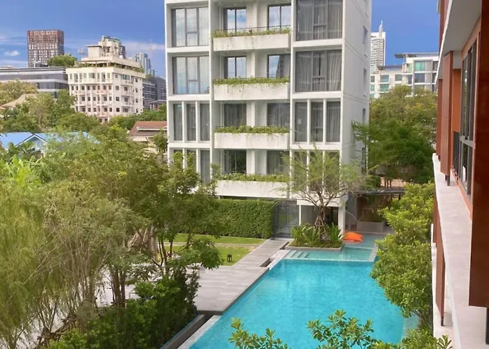 Tierra Residences