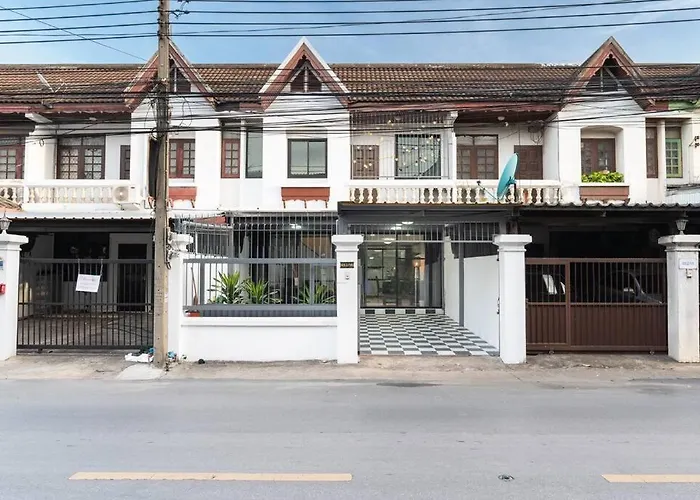 Miq Hk16 - 3Br Huai Khwang Mrt With Pool Table Near Jodd Fair