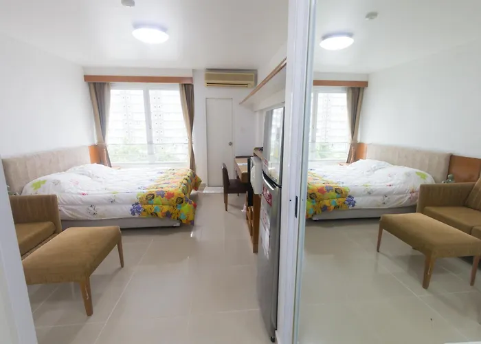 Condo I-House Laguna Garden Rca - Behind Sukhumvit Thonglor Asoke Emporium Bangkok Hospital Piyavet Hospital Makkasan Airport Link Mrt Sky Train