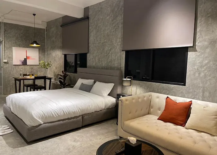 The Loft House Sathorn 9
