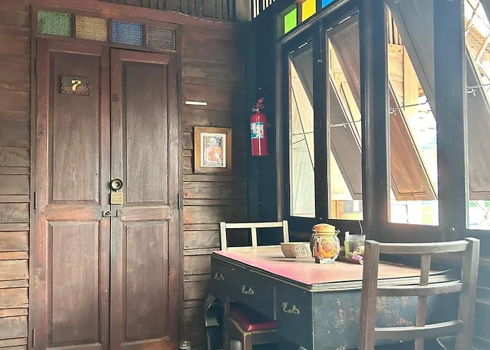 Chest'S Place