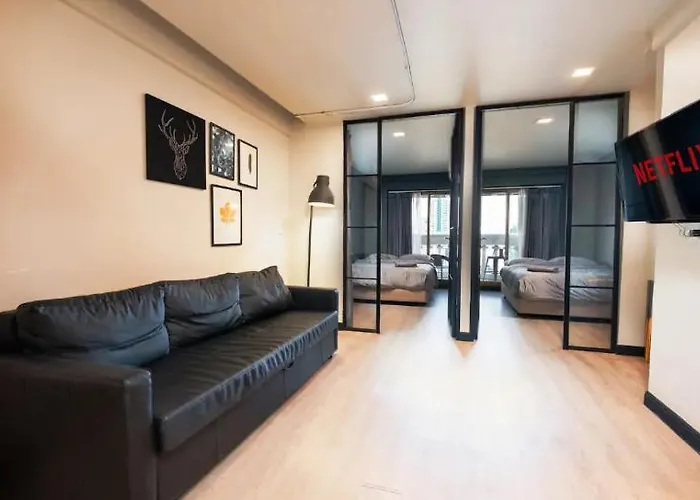 State Tower 2 Bed City View Bangrak Near Icon Siam
