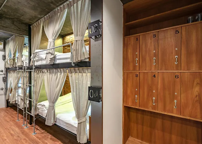 Siam Plug In Hostel