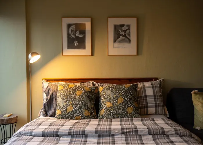 Peony Rustic Apartment Sukhumvit, Nana Bts