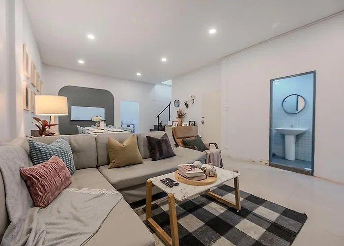 Spacious Haven Chatuchak Market 5Br 10 Sleeps Rb1