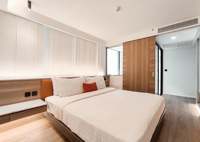 Citrus Sukhumvit 13 Nana Bangkok By Compass Hospitality - Newly Renovated