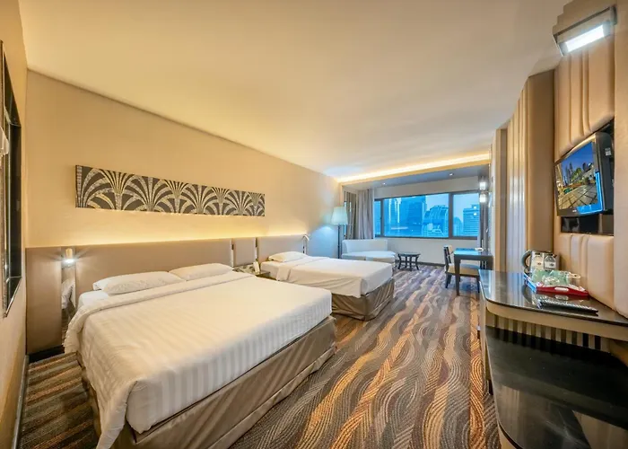 Royal Benja Hotel - Big Rooms, Family Friendly