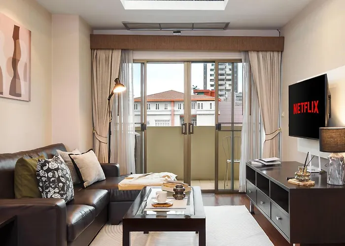 King-Suite With Balcony And A Full Kitchen Near Thonglorbts