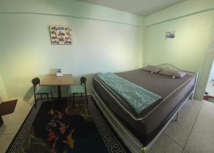 812 Quiet Ac Apartment With Balcony & Free Wifi