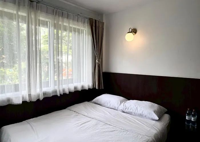 Four Sisters Hostel