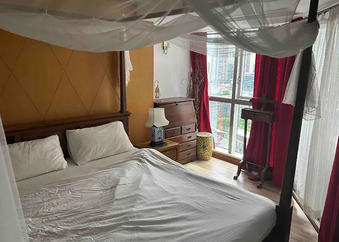 1Br With Pool Gym Near Bts Phrom Phong