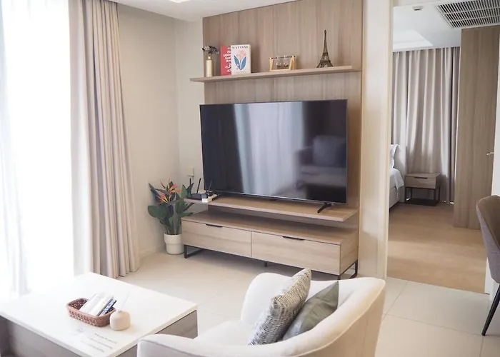 Circle Sukhumvit31 Bangkok #2Br #5Ppl