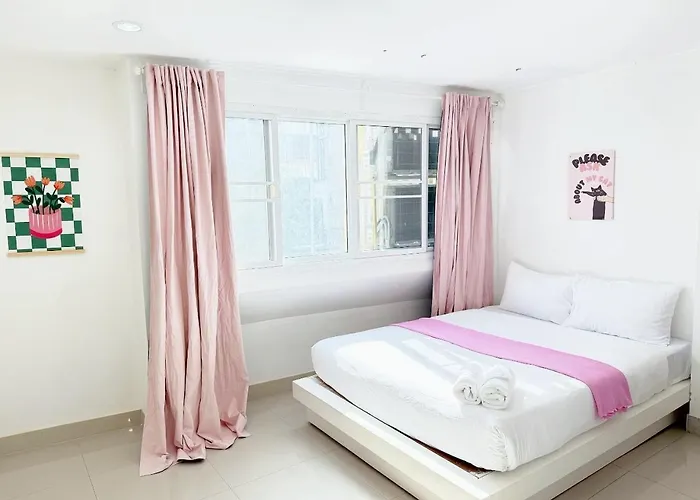 XX Oh My Nap- Sukhumvit Soi 3 Bts Nana