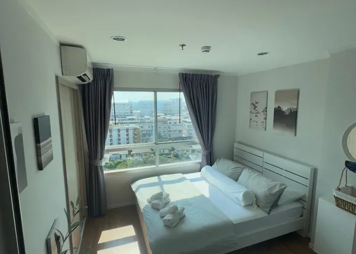 Minimalist Condo In Pinklao