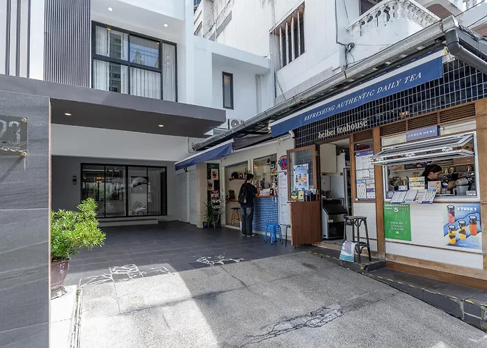 23 Ava At Saladaeng