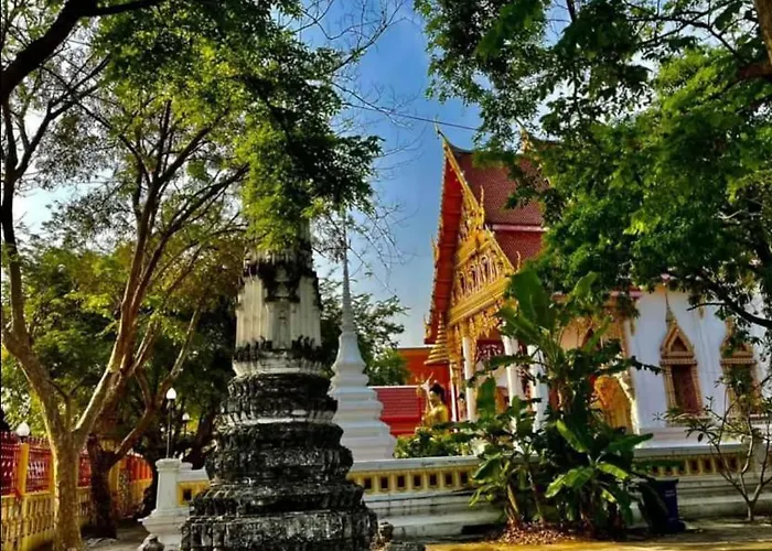 Lamduan House Whole House - 3Br - Experience Temple And Canal Life