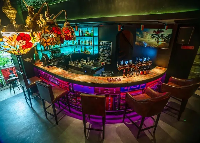 Boutique Suite 3Br X The Lobby Bar & Bed