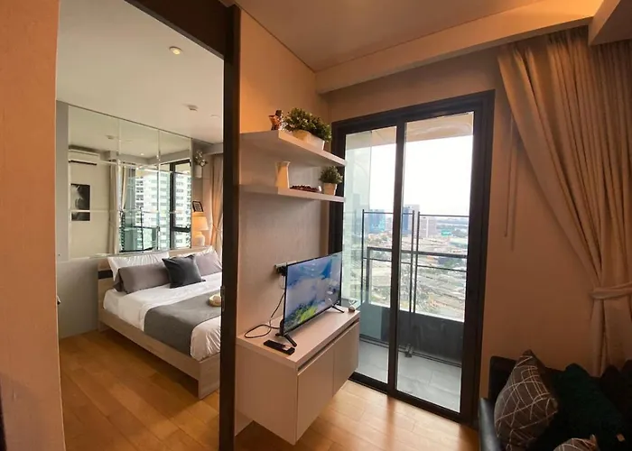 Near Bts L City View L Sky Lounge And Pool