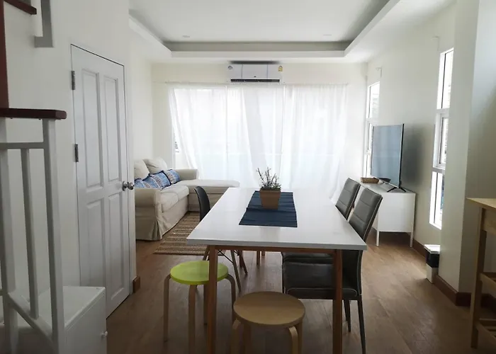Above Heaven - 4Br For 12 Pax Near Mrt Ratchadapisek