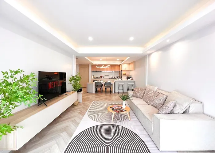Onsen Wellness Retreat House