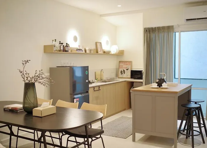 Slaap36 5Br Home With Parking, Walk To Bts Ari