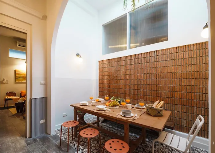 Non Inn Entire Historic 5 Bedroom Riverside Shophouse Near Iconsiam For Families And Groups