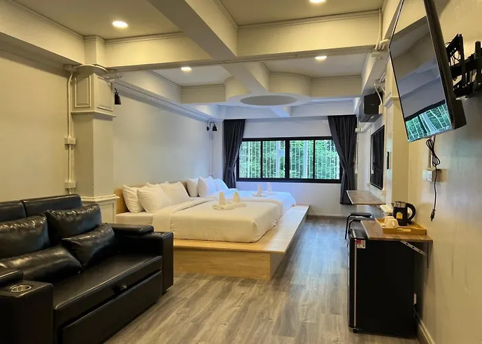 Pratunam Family House 2