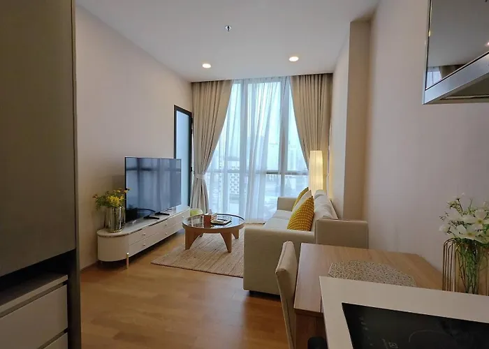 Brand New 2 Bedroom Near Paragon