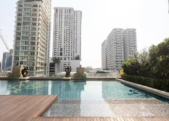 Thong Lor Luxury Condo With Swimming Pool, Fast Wifi