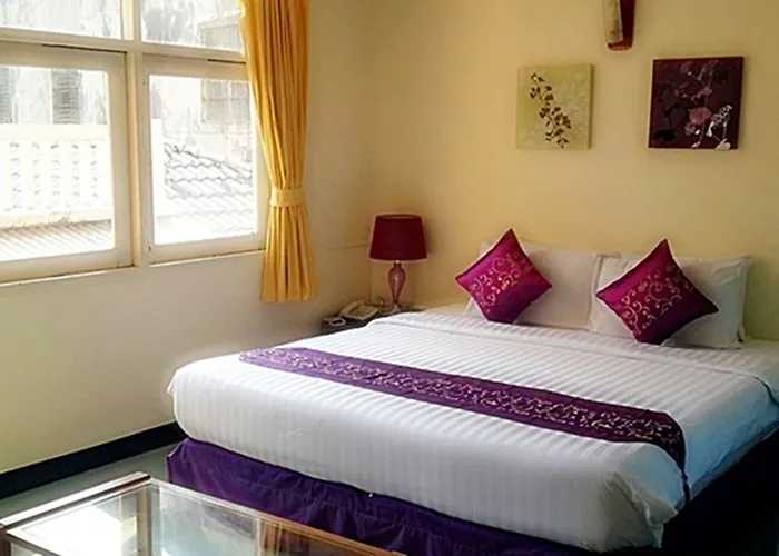 Sawasdee Sukhumvit Inn