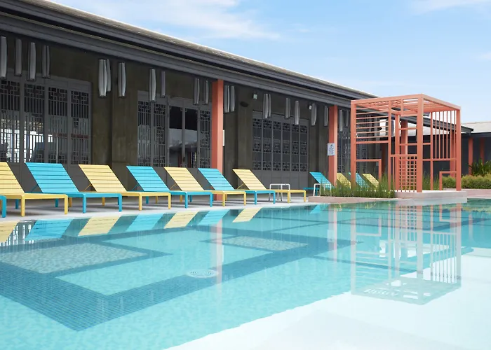 The Quarter Hualamphong By Uhg - Close To Song Wat Road, Chinatown, Hua Lamphong Railway Station, Hua Lamphong Mrt Station