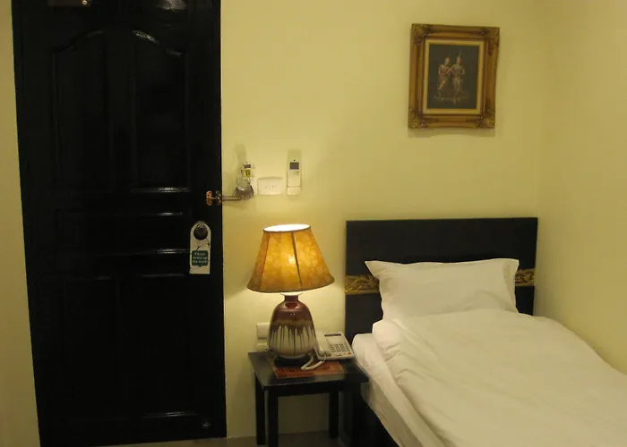 The Bang Khun Phrom Suites