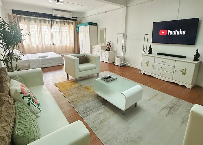 Spacious, Just An 850M Walk To Mrt Rama 9 Station
