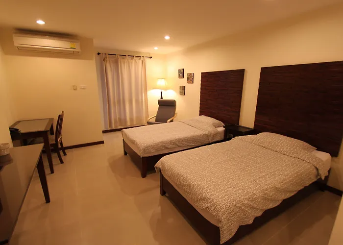 The Royal Bee Aparthotel Don Mueang International Airport