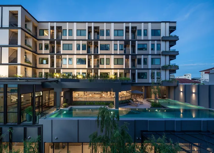 Mii Hotel Srinakarin - Sukhumvit