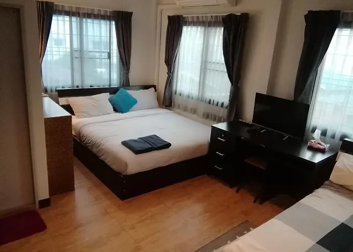 The Cube Sathorn Boutique Hotel เดอะ คิวบ์ สาทร บูติค โฮเทล Near Bts Surasak