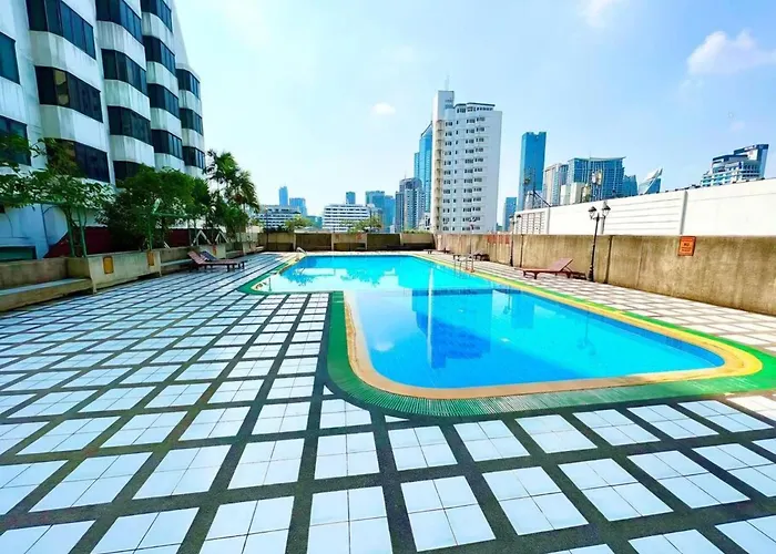 Sukhumvit Soi 4 Apartment Center Of Bkk