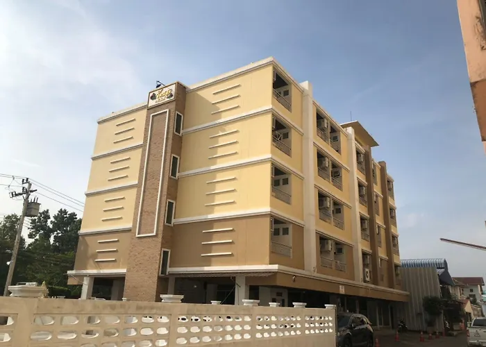 Rattanasook Residence