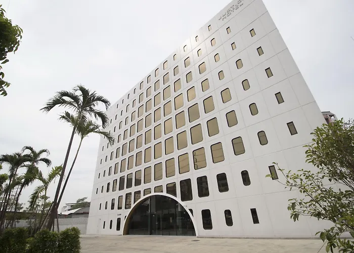 Justice Hotel