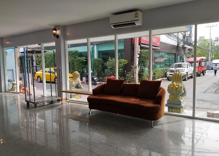 Bird Room Hotel - Pratunam