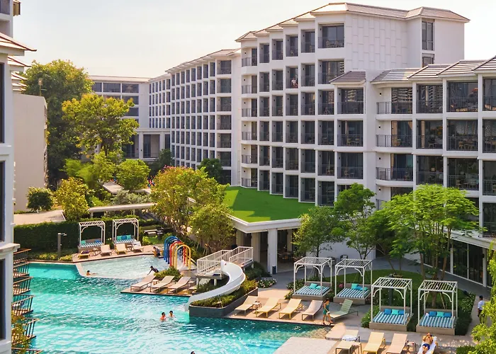 The Quarter Chaophraya By Uhg - Riverfront Hotel, Walk To Iconsiam