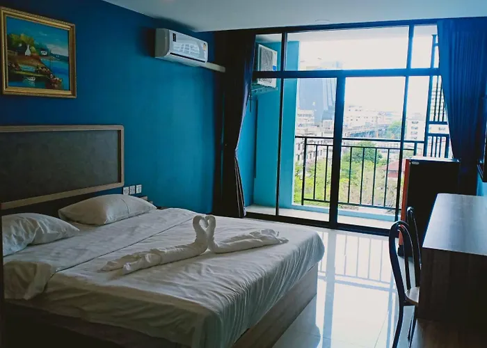 @81Hotel